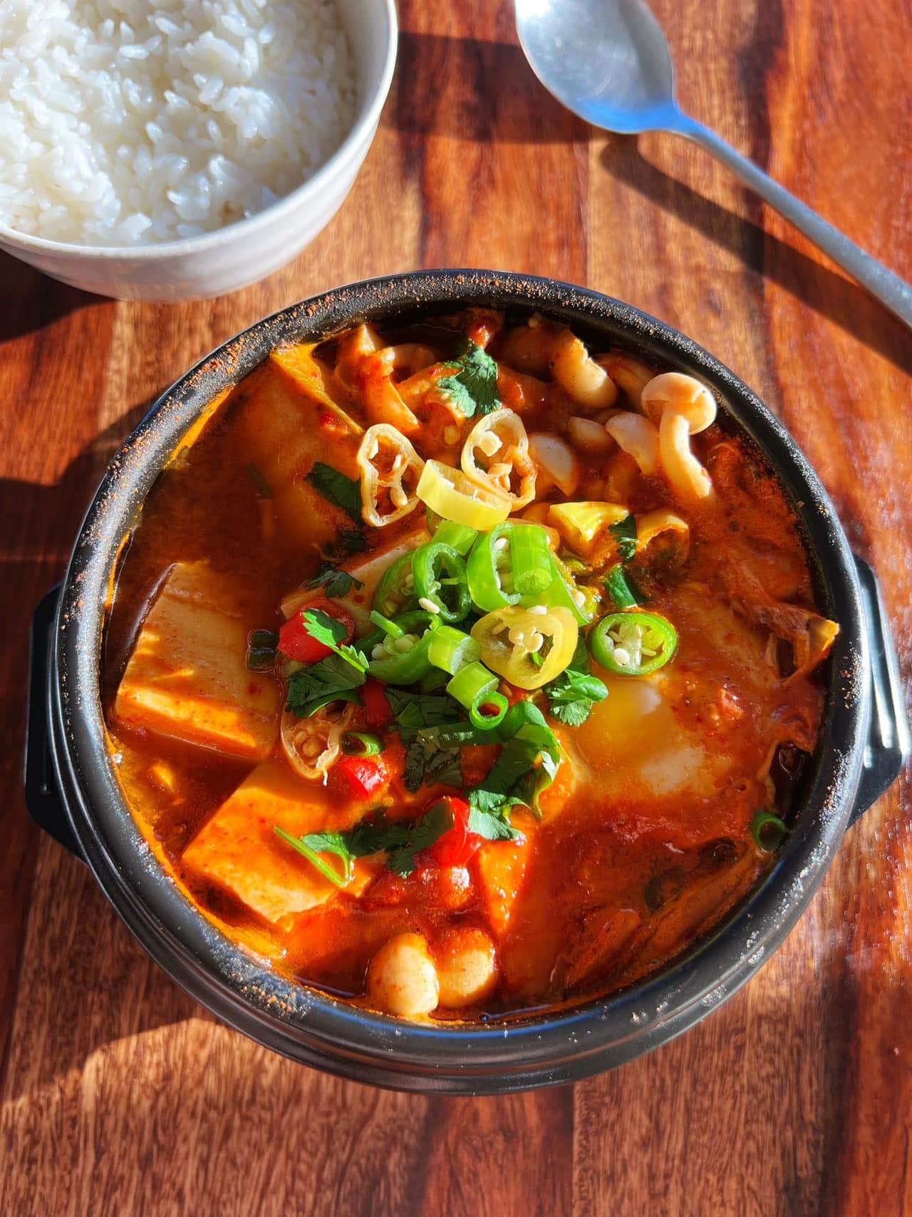 Kimchi Tofu Soup | Meal-for-one Recipe - Easy Korean Recipe