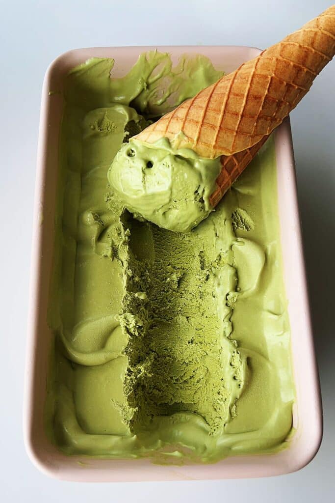 Banana Ice Cream – With Crunchy Chocolate Cones