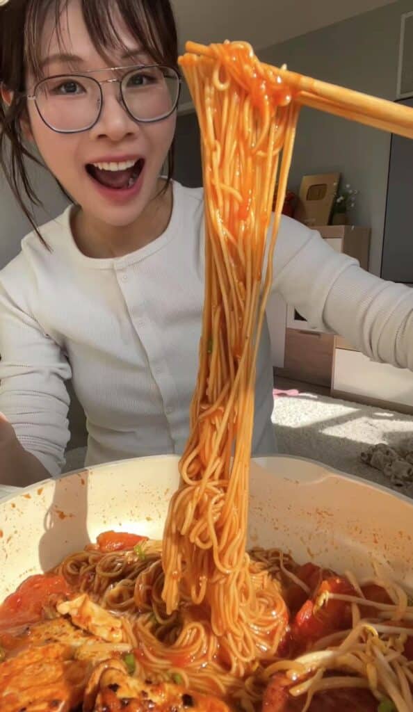 Tomato and Egg Noodles