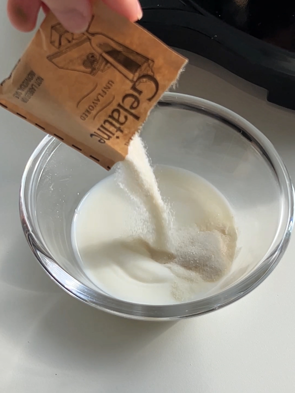 How to Make Heavy Cream with Milk and Gelatin