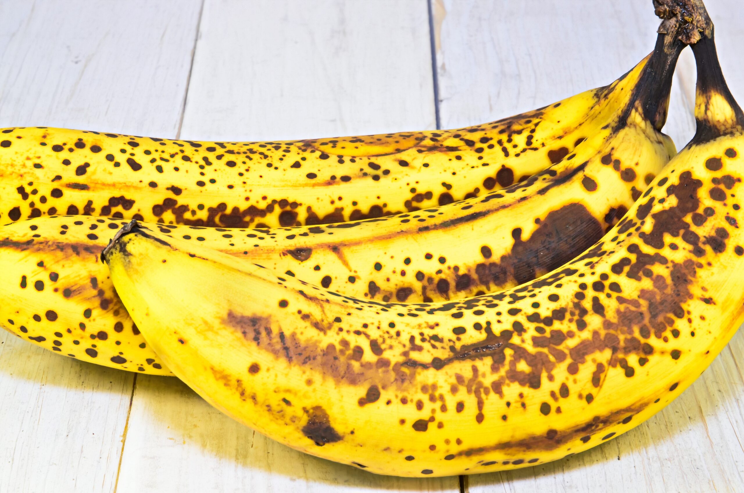 Banana Ice Cream – With Crunchy Chocolate Cones
